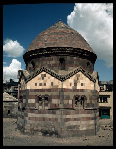 Turbesi szultán nyolcszögletű mauzóleuma alkotó: Dynasty Seljuq
