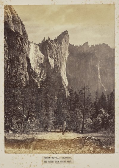 Yo-Sem-i-te Valley, Kalifornia. A völgy a Pohono Meadows felől alkotó: Eadweard J. Muybridge