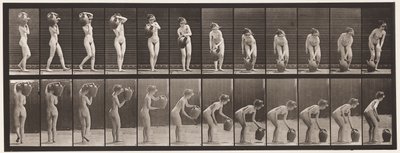 235. tányér. Víztartály forgatása és eltávolítása vállról a földre, 1872-1885 alkotó: Eadweard Muybridge