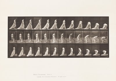 56. tábla. Séta, fordulás és lehajlás a vonat felemeléséhez alkotó: Eadweard Muybridge