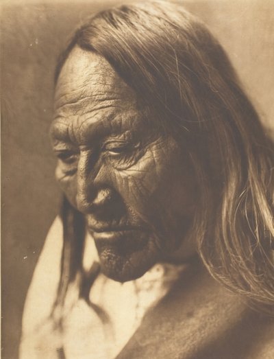 Two Strike, 1907. alkotó: Edward Sheriff Curtis
