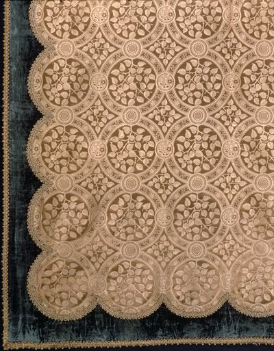 Nagy Syringa, Warner & Ramin, 1875-ben tervezték (selyem damaszt) alkotó: Edward William Godwin