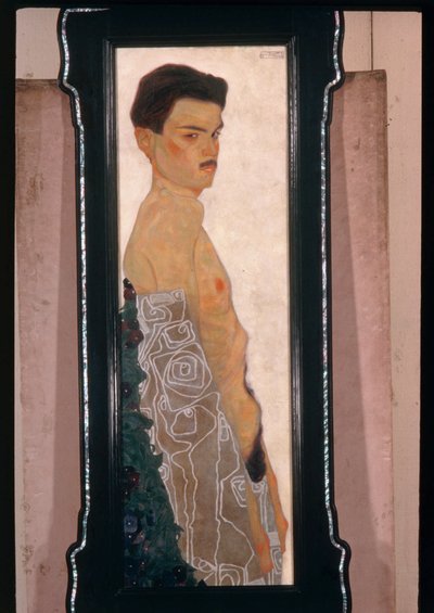 Akt önarckép díszes drapériával ... (olaj és fémfesték) alkotó: Egon Schiele