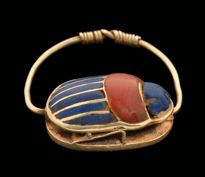 Szkarabeusz ujjgyűrű, Középbirodalom alkotó: Egyptian 12th Dynasty