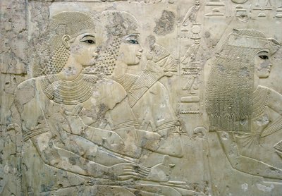 Egyiptomi antikvitás: temetési lakoma vendégeit ábrázoló dombormű - Ramose vezír sírja (18. dinasztia) - Luxor, Théba, Nemesek sírja Egyiptom - Egyiptomi civilizáció: Temetési lakoma vendégeit ábrázoló bas dombormű, a sírboltból alkotó: Egyptian 18th Dynasty