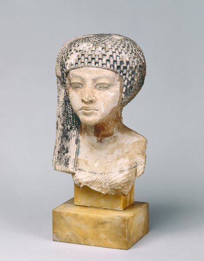 Amarna hercegnő feje, ie 1353-37 körül (mészkő) alkotó: Egyptian 18th Dynasty