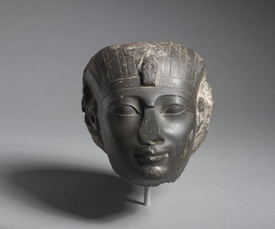 Hatsepszut királynő feje, ie 1479-1457 körül alkotó: Egyptian 18th Dynasty