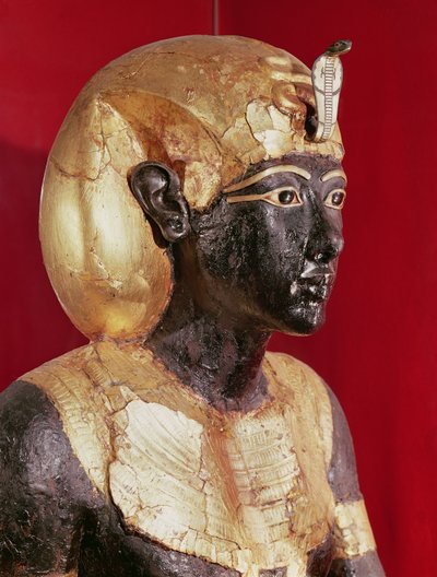 Tutanhamon életnagyságú szobra, Tutanhamon sírjából alkotó: Egyptian 18th Dynasty