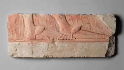 Királyi nők szandálos lábát ábrázoló dombormű, Tell el-Amarnából, Új Királyságból, ie 1353-1332 körül (mészkő) alkotó: Egyptian 18th Dynasty