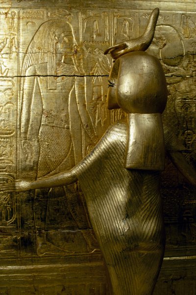 Selkhet szobra, részlet Tutanhamon arany borítású kápolnájából, Tutanhamon sírjából, egyiptomi civilizáció, Újbirodalom, XVIII. dinasztia alkotó: Egyptian 18th Dynasty