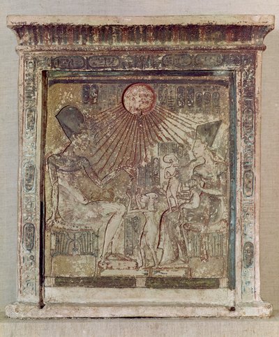 Stela, amely az Atont ábrázolja, aki életet és jólétet adott IV. Amenophisnak (Akhenaton) (i.e. 1352-1336), feleségének, Nefertitinek és három lányuknak Tell el-Amarnából, az Újbirodalomból, ie 1353-1337 körül (lim) alkotó: Egyptian 18th Dynasty