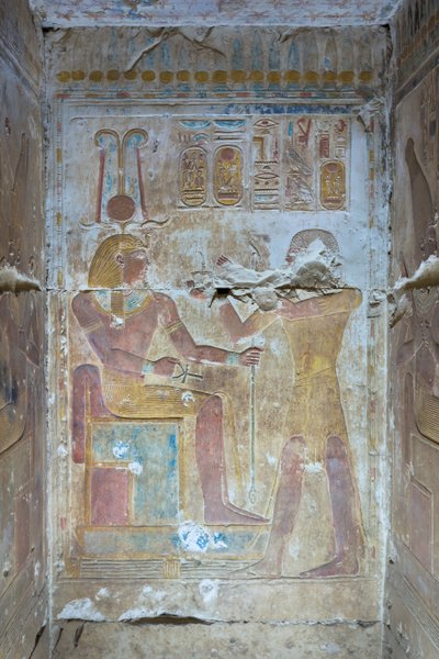 Színes dombormű, Seti I temploma, Abydos, Egyiptom alkotó: Egyptian 19th Dynasty