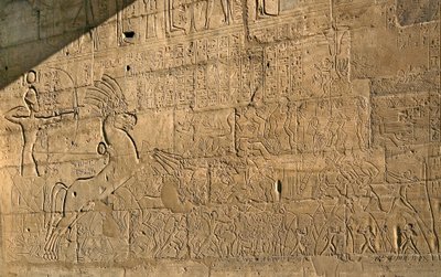 Egyiptomi ókor: II. Ramszesz hőstetteit ünneplő domborművek az ie 1274-ben, a kádesi csata során, II. Ramszesz fáraónak (Kr.e. 1279-1213) szentelt Emléktemplom, a Ramasseum (Ramesseum) helye Luxorban, Egyiptomban. alkotó: Egyptian 19th Dynasty