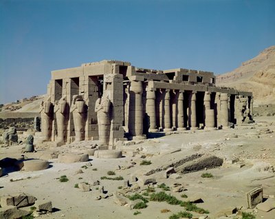 II. Ramszesz (Kr. e. 1279-1213) Ozirida alakjai a Második Udvar falait szegélyezve, Új Királyság, alkotó: Egyptian 19th Dynasty