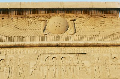 Relief, Dél-ptolemaioszi portál, Amun-templom, karnaki templomkomplexum (UNESCO Világörökségi lista) alkotó: Egyptian 19th Dynasty