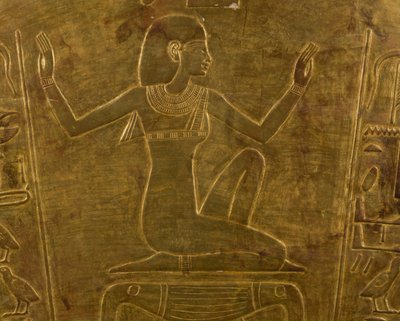 Isis istennő, Tuya királynő, II. Ramessz anyja szarkofágjának díszítő részlete, aranyozott fa, Egyiptomi civilizáció, Újbirodalom, XIX. dinasztia alkotó: Egyptian 19th Dynasty