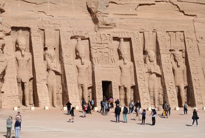 Abu Simbel kis templom alkotó: Egyptian Egyptian