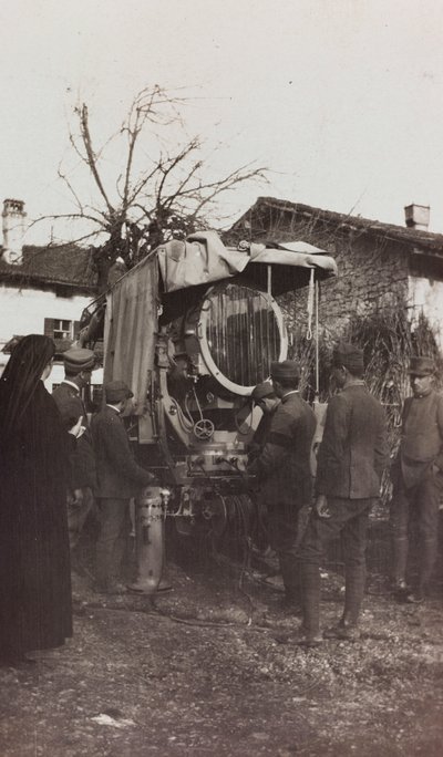 Album az első világháborúról Friuli-Venezia Giuliában: fotoelektromos autó, 1916.04.01. (f/w fotó) alkotó: Elena Bianconcini