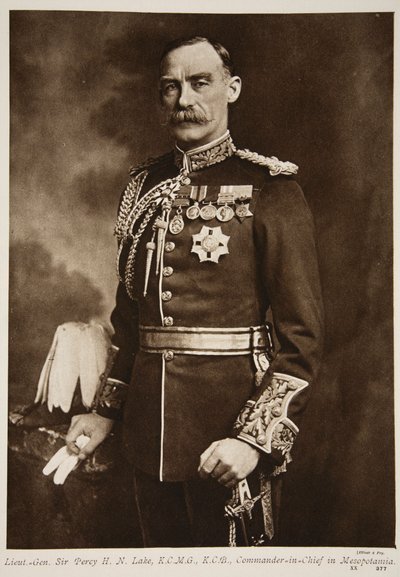Sir Percy H. N. Lake főhadnagy, 1914-1919 alkotó: Elliott und Fry Studio