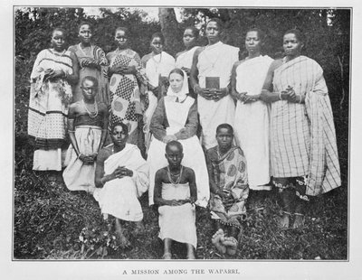 A Waparri küldetése, A legvadabb Afrikából: az Ugandán, Victoria Nyanzán, a Kilimandzsáró régión és a Brit Kelet-Afrikán át vezető vadász- és felfedezőút rekordja, Peter MacQueen, 1910 alkotó: English Photographer
