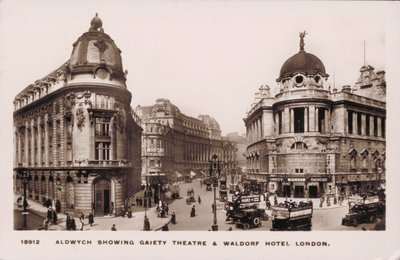 Aldwych, London, Gaiety Színház, Waldorf Hotel (fekete-fehér fotó) alkotó: English Photographer