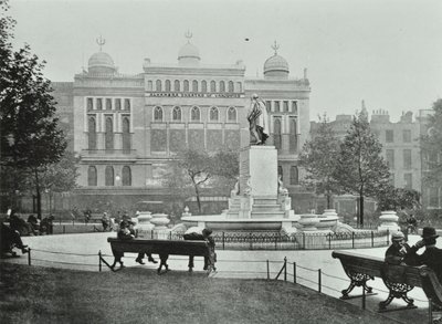 Alhambra, Leicester Square, Westminster LB: keleti oldal, 1895 alkotó: English Photographer