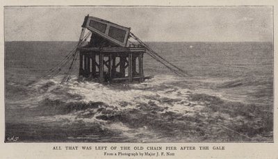 Minden, ami az Old Chain Pier-ből maradt a Gale után alkotó: English Photographer