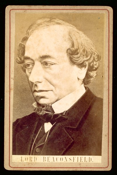 Benjamin Disraeli, Lord Beaconsfield, portré (f/w fotó) alkotó: English Photographer