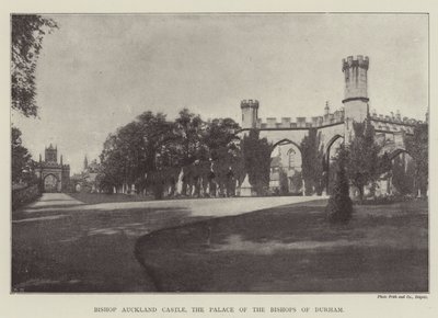 Bishop Auckland Castle, a durhami püspökök palotája alkotó: English Photographer
