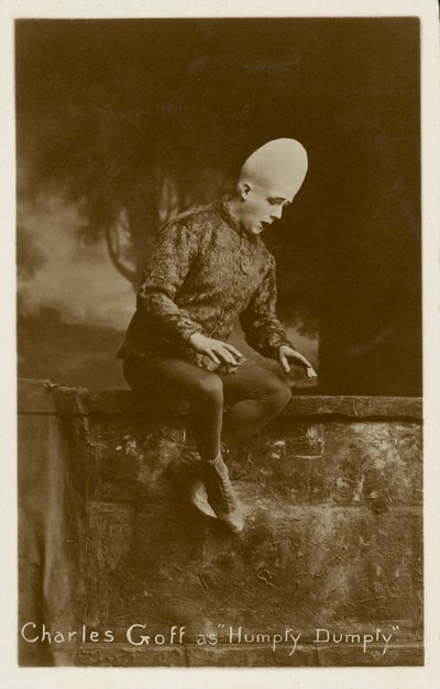 Charles Goff mint Humpty Dumpty (fekete-fehér fotó) alkotó: English Photographer