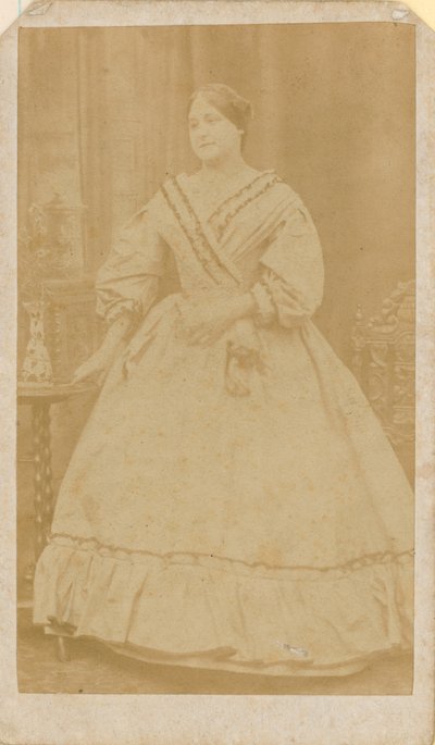 Charles Matthews alkotó: English Photographer