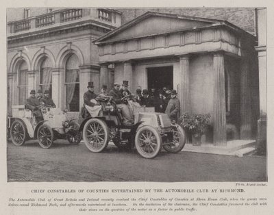A megyék főtisztje, akit a richmondi Automobile Club szórakoztat alkotó: English Photographer