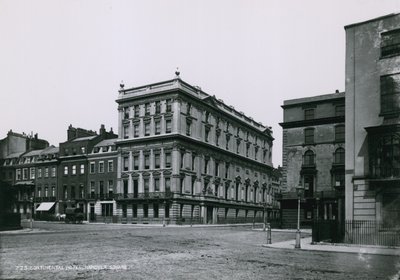Continental Hotel, Hanover Square, London alkotó: English Photographer