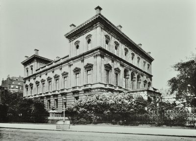 Dorchester House, Park Lane, Westminster LB, 1896 alkotó: English Photographer