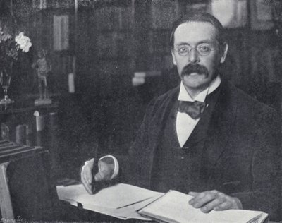 Edmund Gosse a tanulmányában (f/w fotó) alkotó: English Photographer