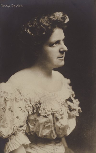 Fanny Davies, brit zongoraművész alkotó: English Photographer