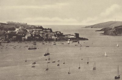 Fowey, Battery és Polruan Tower (fekete-fehér fotó) alkotó: English Photographer