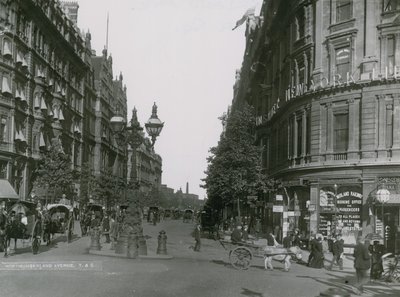 A Northumberland Avenue általános képe alkotó: English Photographer