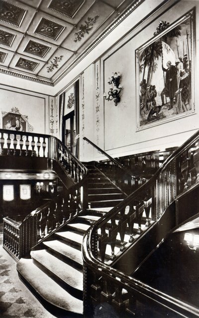 Grand Staircase a HMS Homeric fedélzetén alkotó: English Photographer