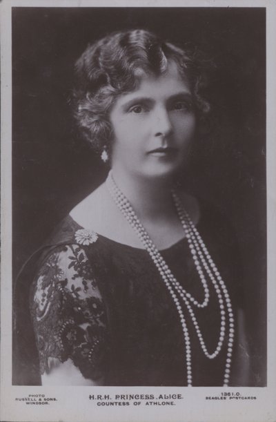 HRH Alice hercegnő (f/w fotó) alkotó: English Photographer