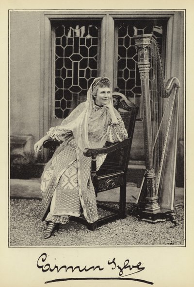 Őfelsége, Románia Királynője alkotó: English Photographer
