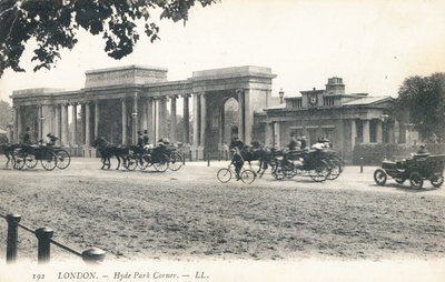 Hyde Park Corner alkotó: English Photographer