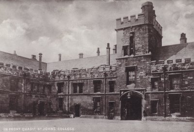 In Front Quadrangle, St Johns College alkotó: English Photographer