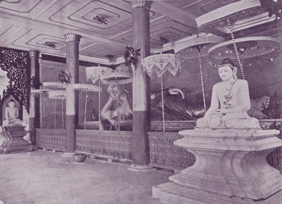 A Pagoda belsejében, Rangoon alkotó: English Photographer