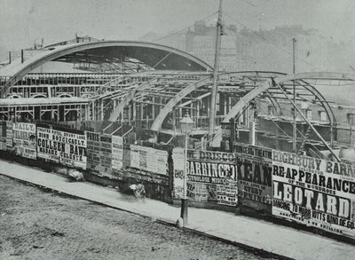 Kings Cross pályaudvar: folyamatban lévő építési munkák, 1862 alkotó: English Photographer