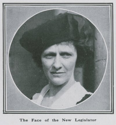 Lady Nancy Astor: Az új törvényhozó arca alkotó: English Photographer