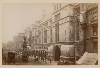 Törvénybíróságok keletről alkotó: English Photographer