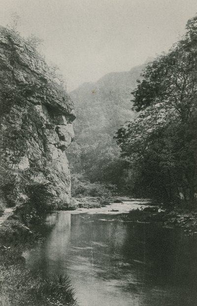 Lions Face Rock, Dovedale alkotó: English Photographer