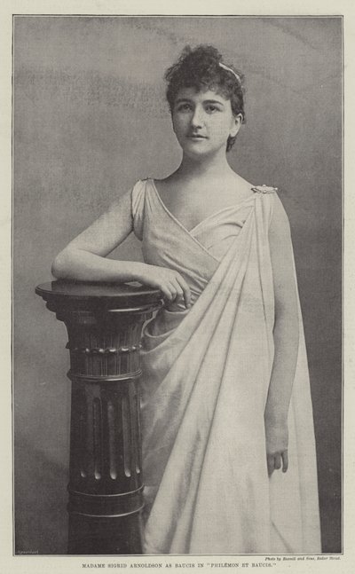 Madame Sigrid Arnoldson mint Baucis a Philemon et Baucisban alkotó: English Photographer