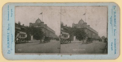 Madame Tussauds alkotó: English Photographer